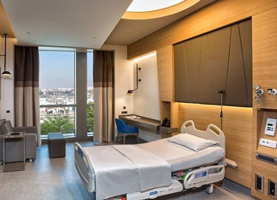 Travel insurance and healthcare facilities for tourists in Turkey