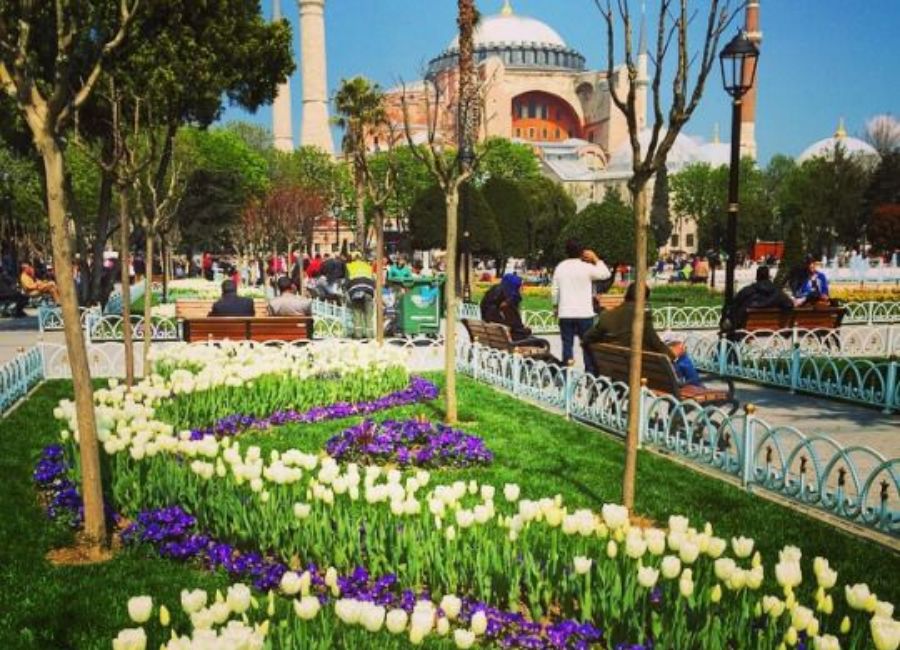 Best time to visit Istanbul during spring season