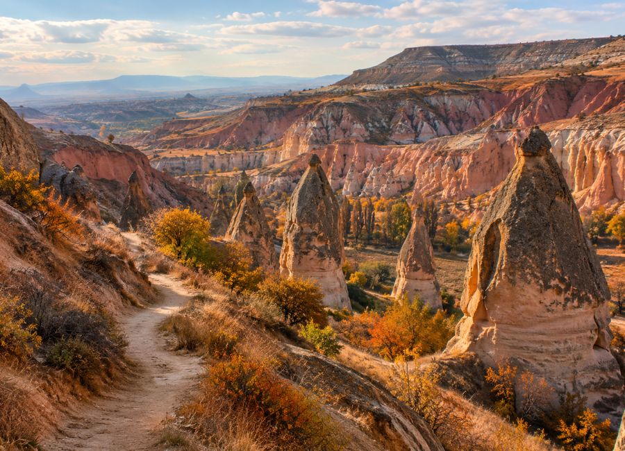 Red Valley hiking in Cappadocia in November